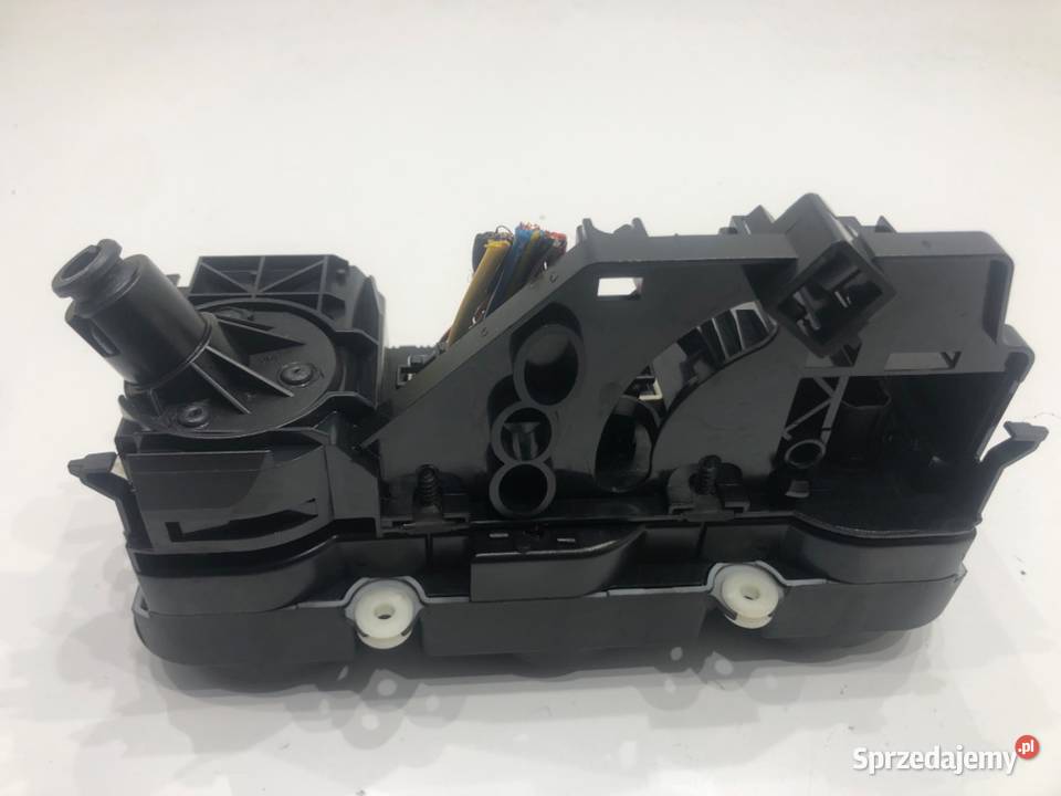 PANEL STEROWANIA NAWIEWU VW GOLF V Kombi 0709 osobowe Wyposażenie wnętrza sprzedam