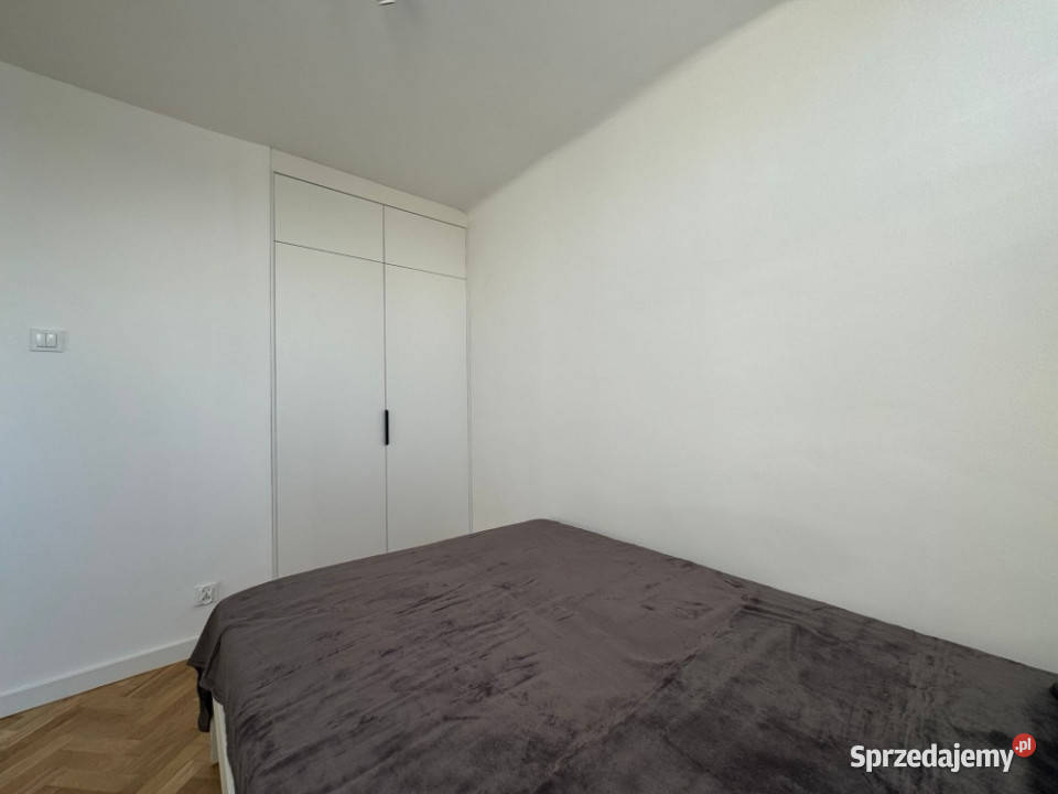 2 pokoje Hala Mirowska Rondo Onz 15 piętro Warszawa