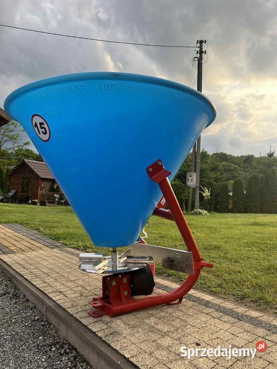 Rozsiewacz nawozów jednotarczowy plastikowy nowy Rolnictwo Ostrowiec Świętokrzyski