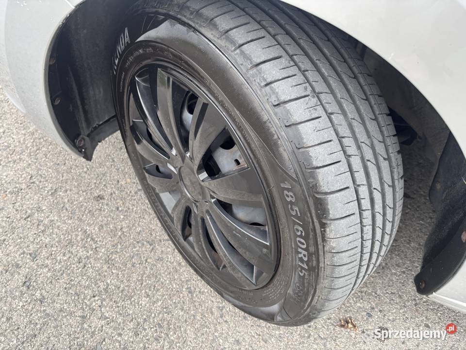 Skoda Rapid 12 Benzyna 90 2 kpl opon