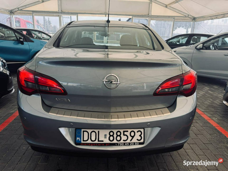 Opel Astra Salon Polska 16 Benzyna 115 J