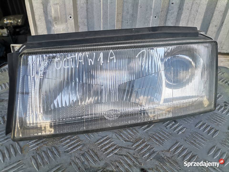 Lampa Lewa Przednia Skoda Octavia I Wisznice sprzedam