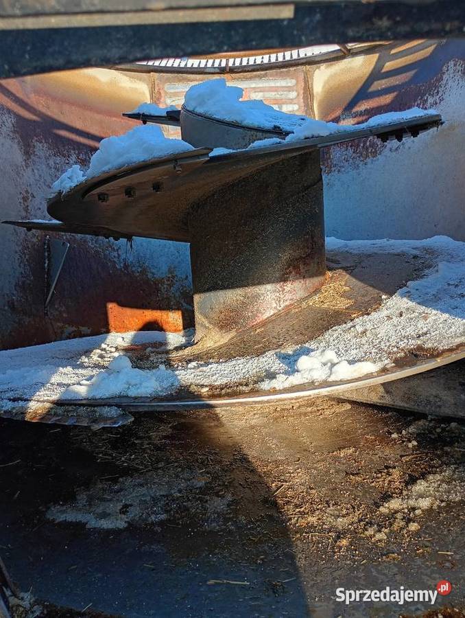 Wóz paszowy nieuszkodzony Chojeniec sprzedam