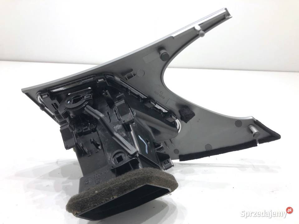 KRATKA NAWIEWU LEWY PRZÓD AUDI A4 B8 8K1820901F