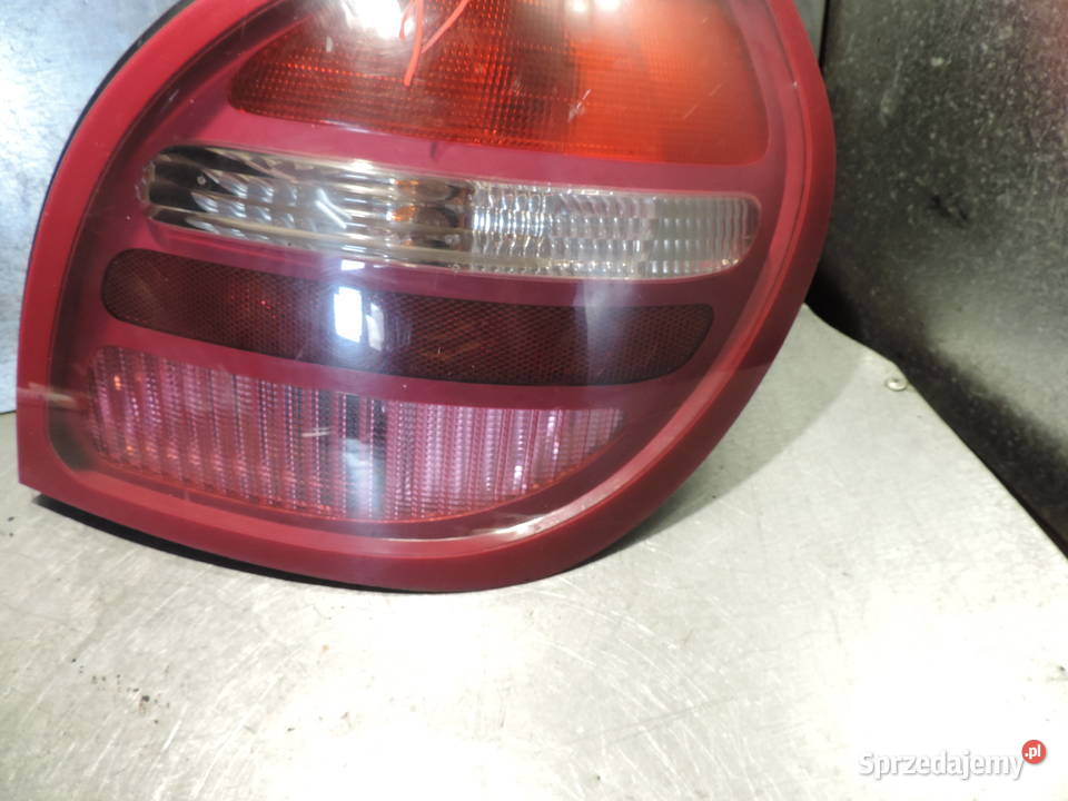 NISSAN ALMERA N16 LIFT LAMPA PRAWY TYŁ TYLNA Nowy Sącz