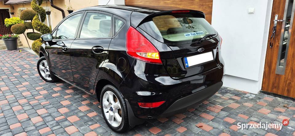 FIESTA 2010 5 DRZWI 125 LPG KLIMA GRZANA SZYBA małopolskie Tarnów