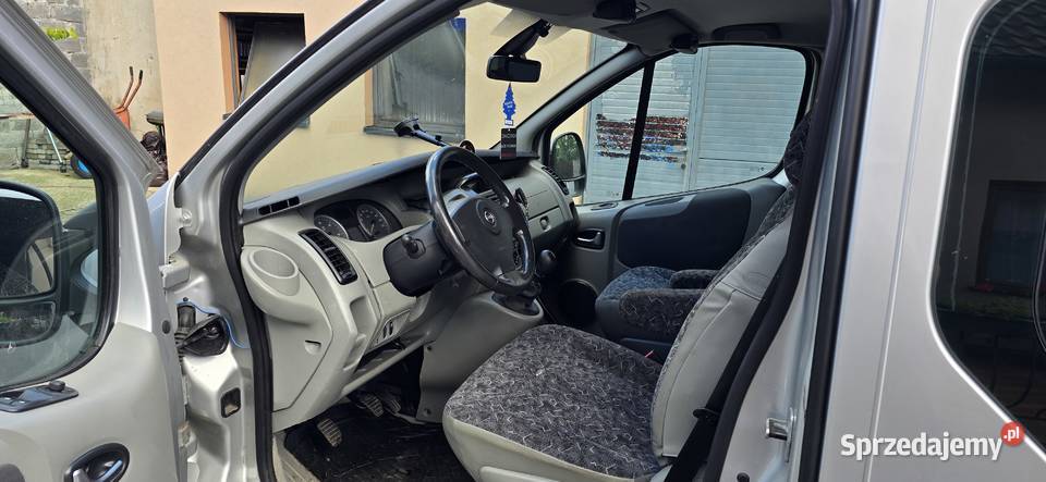 Opel Vivaro L1H1 Tour 7 osobowy Sosnowiec