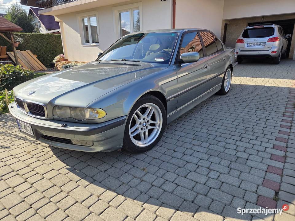 BMW 740i E38 klasyka która nadal robi wrażenie