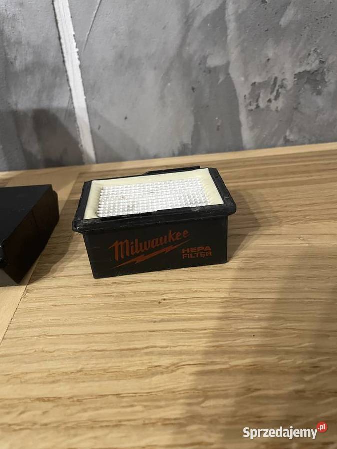 Milwaukee Odsysacz M18 CDEX Zestawy elektronarzędzi Błażowa