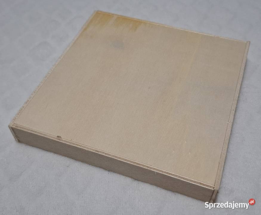 Tacka drewniana z przegródkami ze sklejki Pozostałe Czeladź