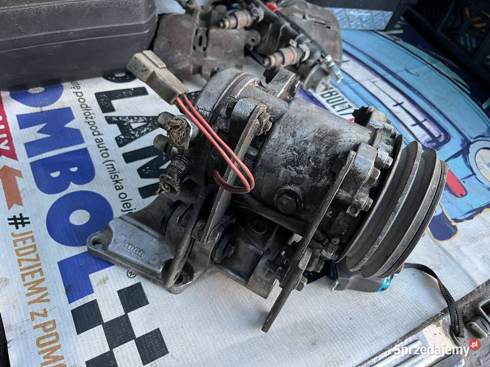 Sprężarka klimatyzacji Volvo 740 940 D24 z Ruda Śląska