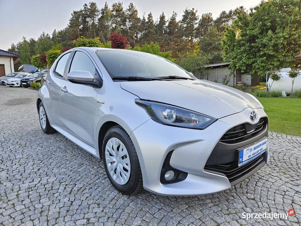 TOYOTA YARIS IV COMFORT SalonPL 1WŁ 2020 XI 15