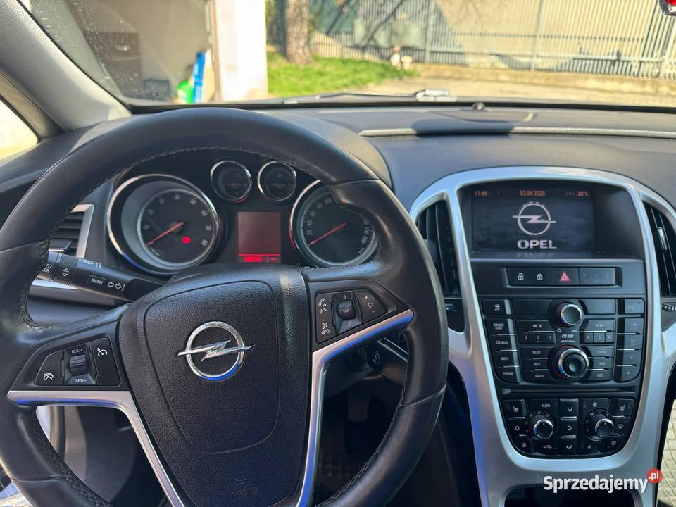 Opel Astra J 2011 LPG Racibórz