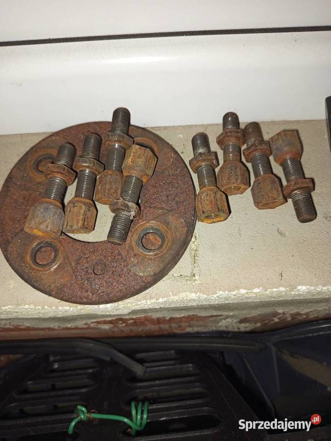 Dystans oryginalne szpilki Seicento Abarth Warszawa