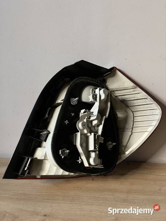 Bmw e87 lampa lewy tył Lipsko