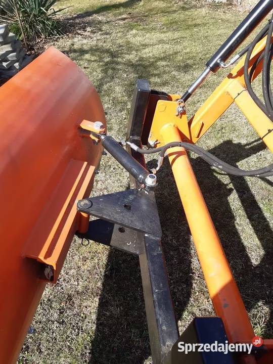 KUBOTA B15 4x4 z ładowaczem pług śnieżny gotowy Kalety