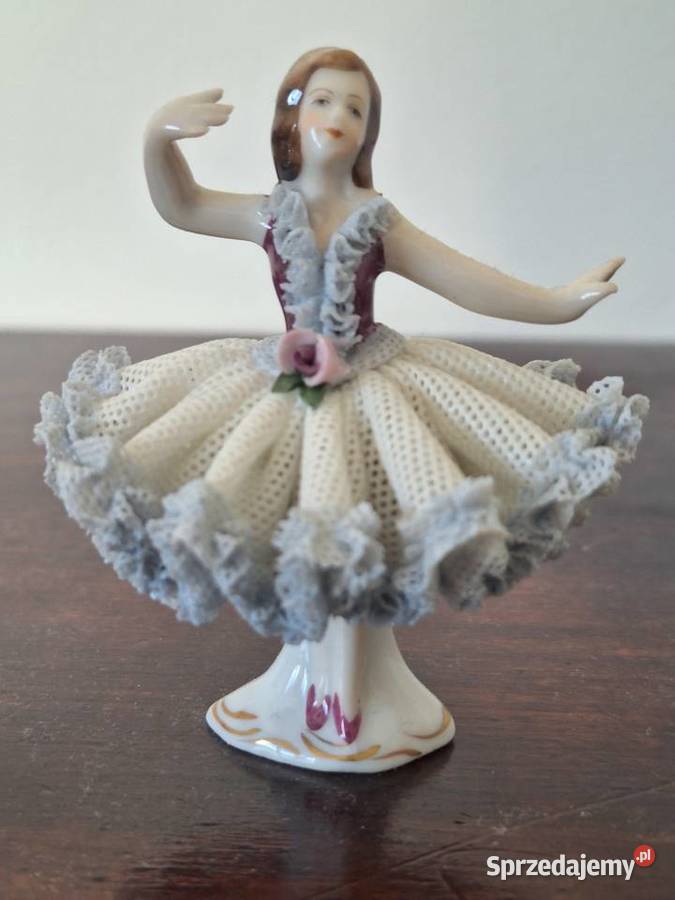 Figurka porcelanowa Dresden koronkowa dama