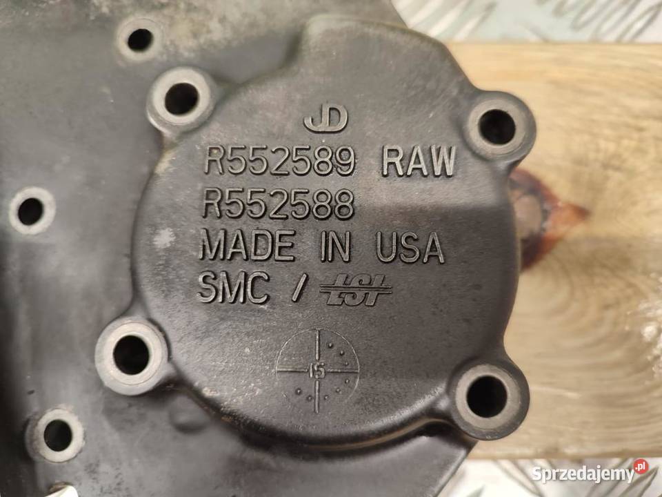 Pokrywa kolektor R552588 John Deere sprzedam