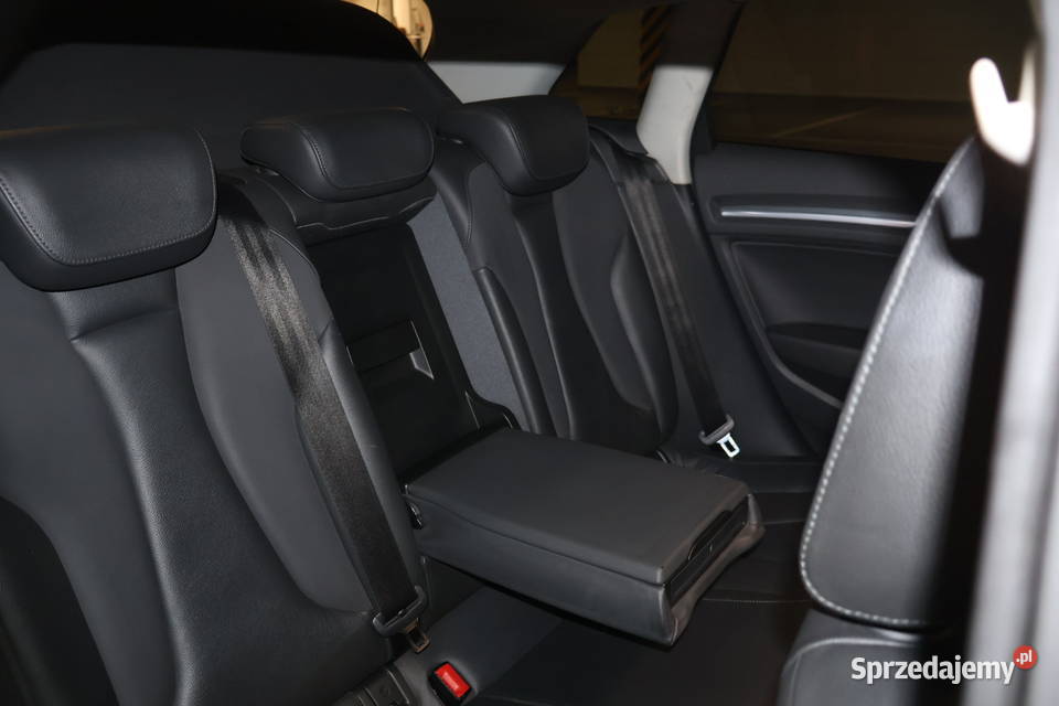Audi A3 8V Sportback 20 TDI 150 Dach Panorama tempomat
