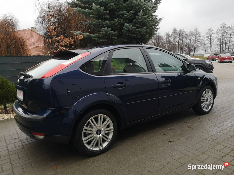 Ford Focus 20 16v 145 Klimatr Xenony Skóra Alu autoalarm Strzegom