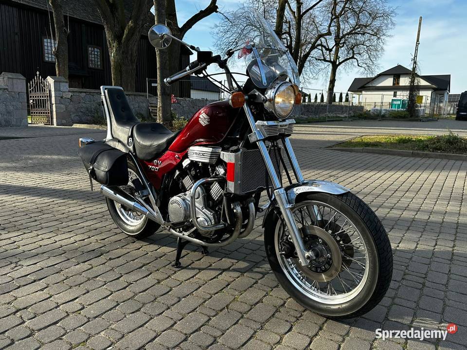 Suzuki GV 700 Madura Rok produkcji 1985 mazowieckie Wodynie