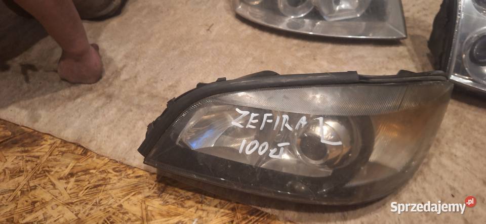 Opel zafira lampa przednia lewa Gryfów Śląski
