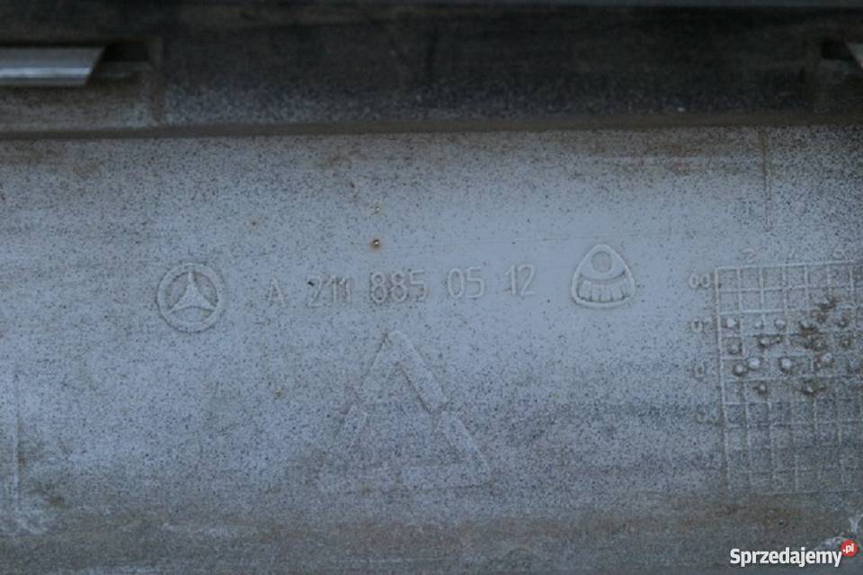 E KLASA LISTWA ZDERZAKA TYŁ LEWA 2118850512 Bieleń