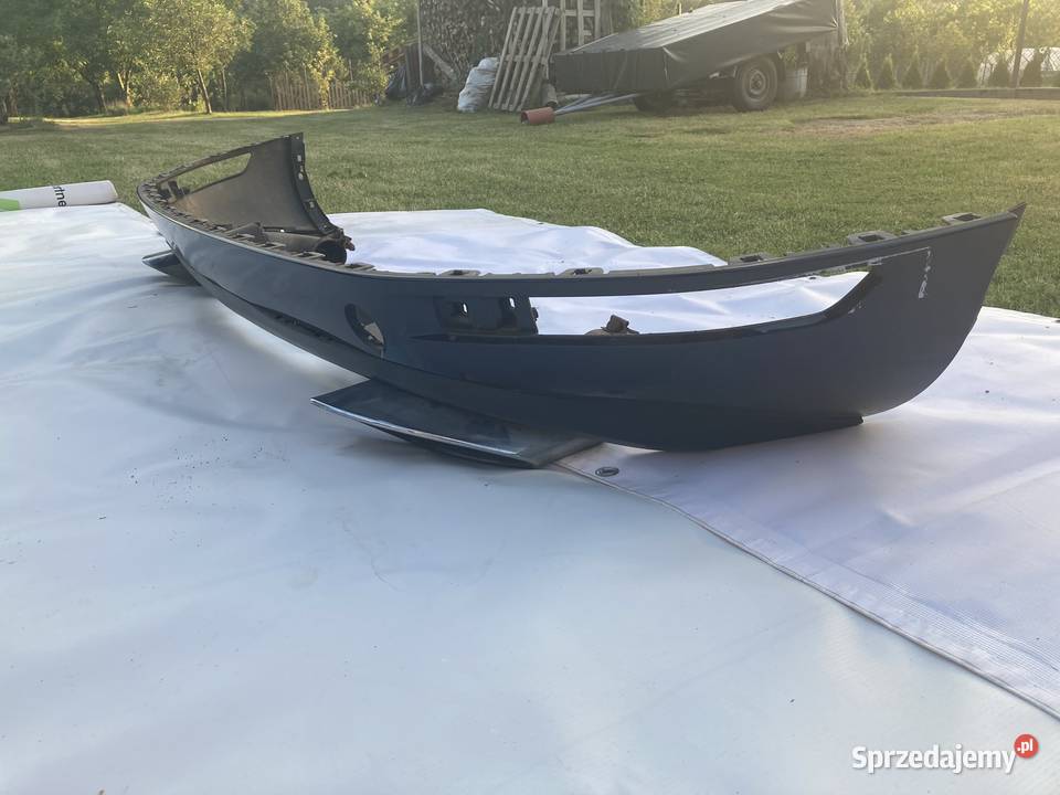 Tylny zderzak z tłumikami do Vw Touareg 7P 7P6 zderzaki Skawina