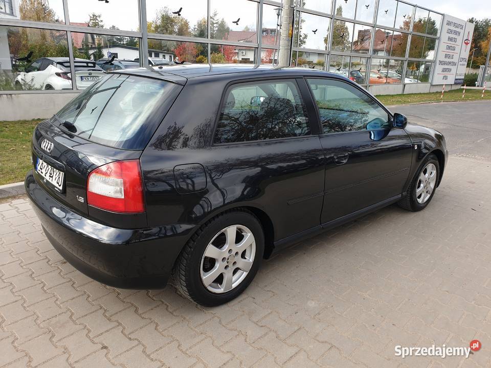 Audi A3 16 BenzynaLPG 1999 Wspomaganie Klima światła przeciwmgielne Poznań sprzedam