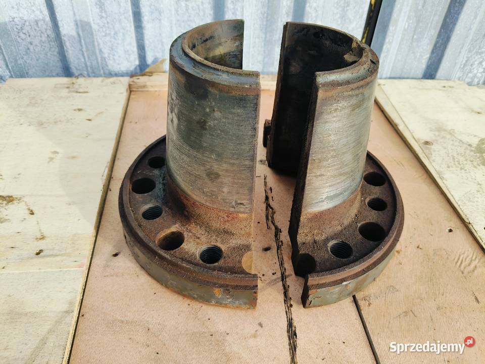 Claas Axion 840 CMatic A31 13r Stożek koła tył Stalewo