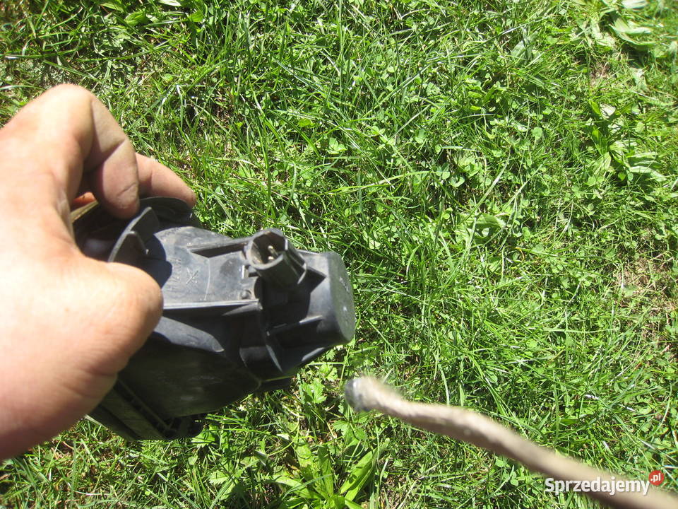 Lampa przeciwmgielna prawa halogen Renault Clio Kraków
