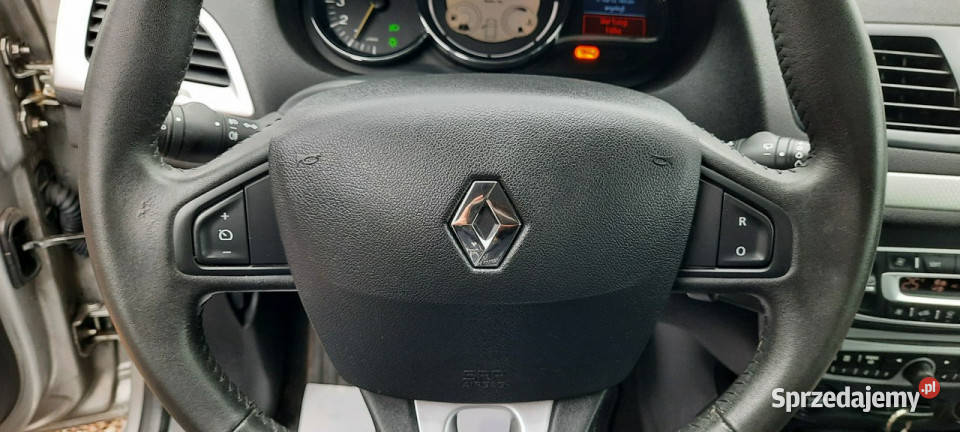 Renault Megane Duża Navi panorama dach III centralny zamek Lębork sprzedam