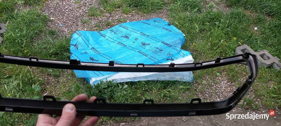 Peugeot 301 chrom atrapy czarny sprzedam