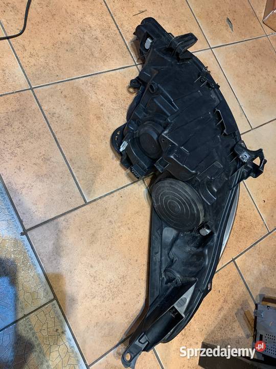 Lampa lewa Peugeot 207 9683683680 Margonin sprzedam