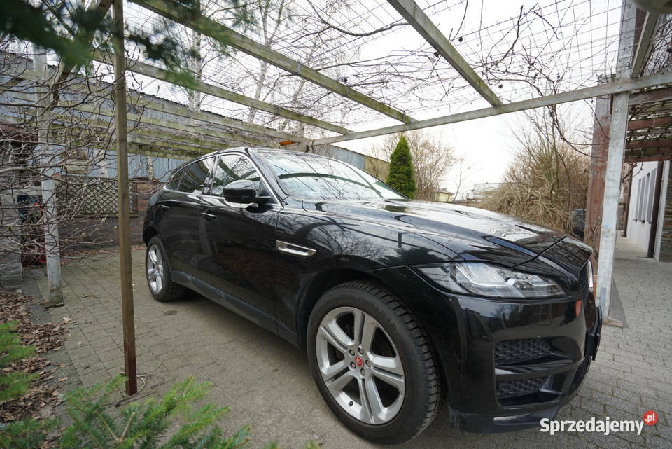 Jaguar FPace 2016 z salonu polskiego uszkodzony 2cm3 mazowieckie