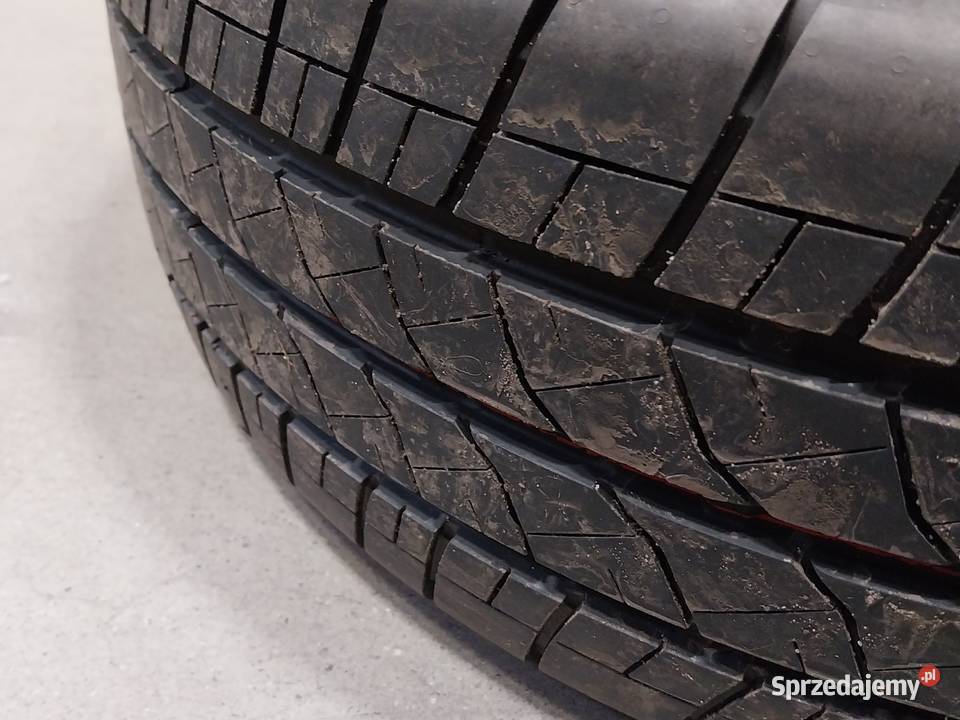 Opony letnie Bridgestone Duravis 21565R 16C R660