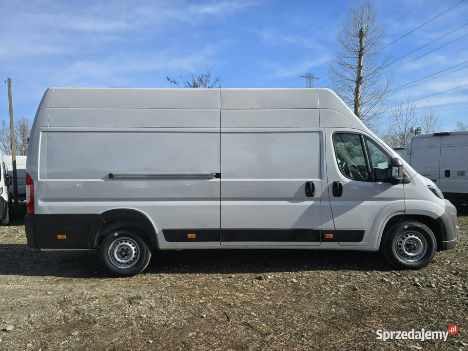 Fiat Ducato MAXI Furgon L4H3 2025 22 140 17m3 nieuszkodzony Warszawa