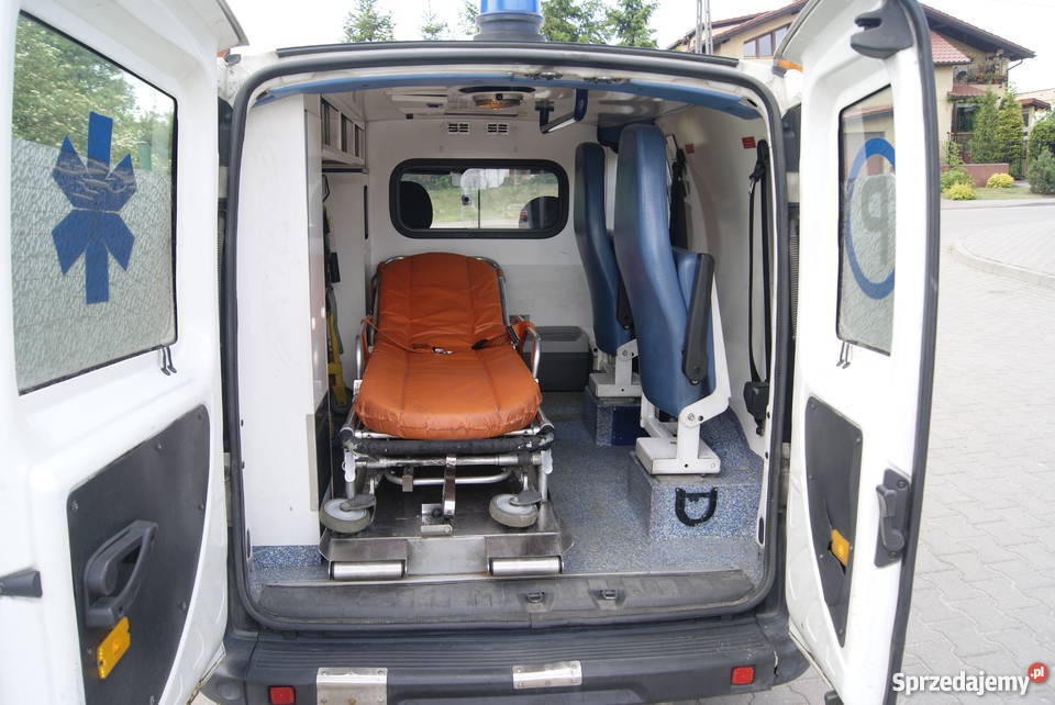 ambulans karetka fiat doblo 2006r nosze diesel Doblo warmińsko-mazurskie Biskupiec