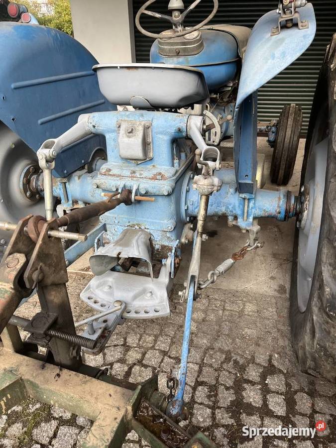 Fordson Power Major z plugiem 5 skibowym Tychy sprzedam