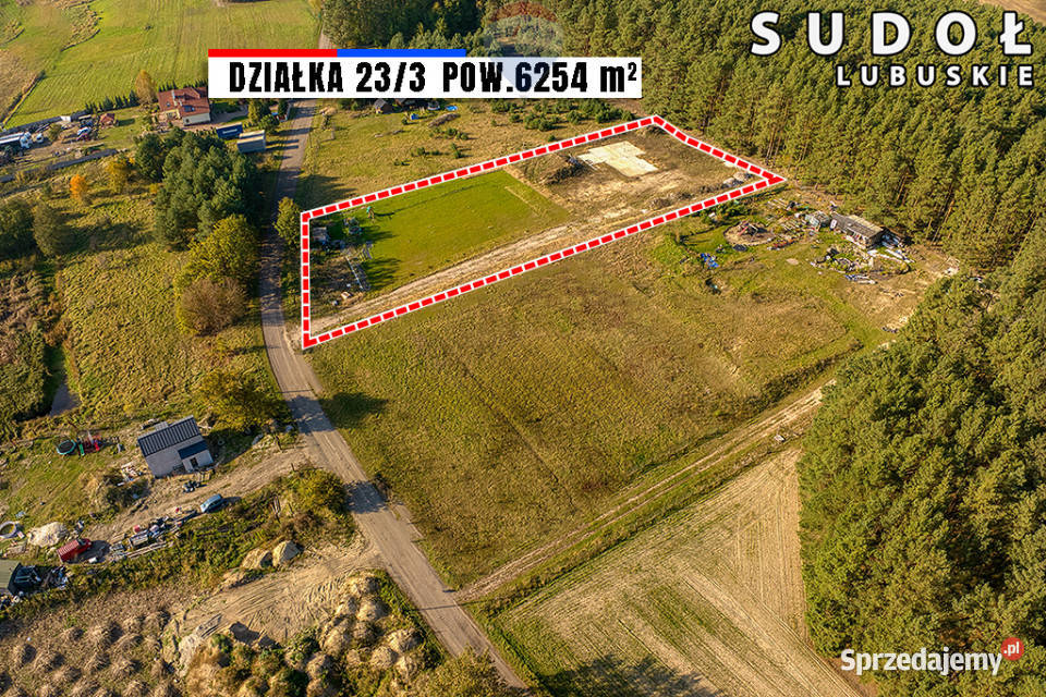 Bajeczna działka pod lasem z rozpoczętą budową