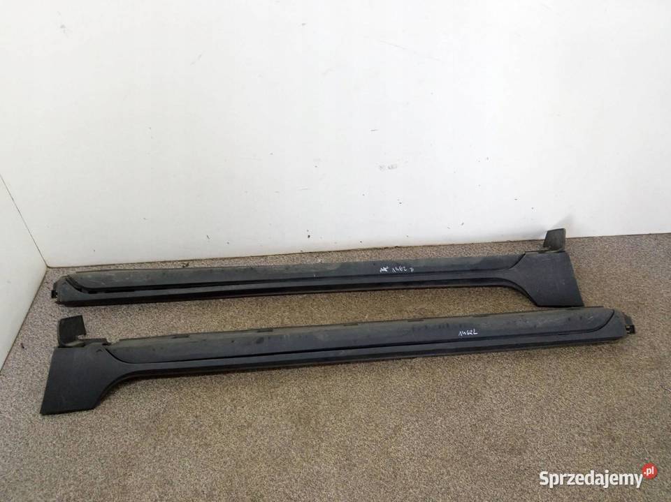 OSŁONA PROGU LEWA PRAWA LISTWA KOMPLET NAKŁADKA Rok produkcji 2019 Progi świętokrzyskie sprzedam