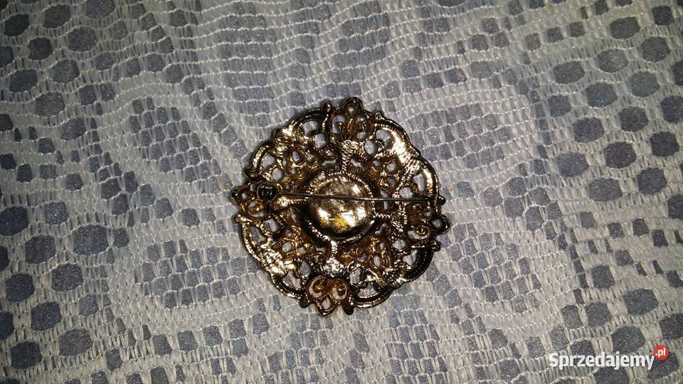Stara broszka ażurowa rozeta perłowa Ochojno