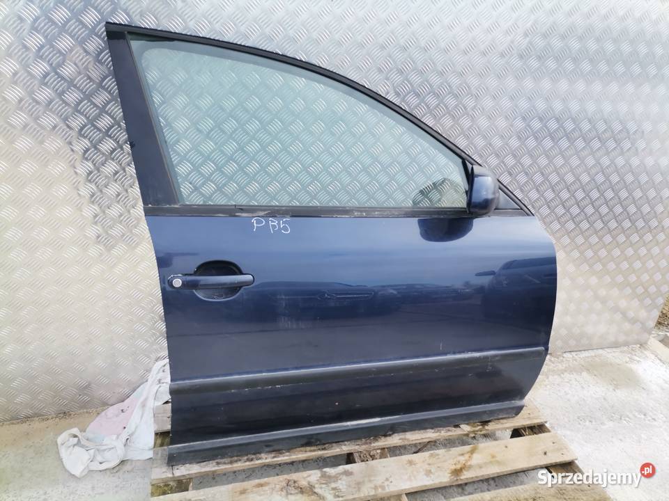 Drzwi Prawy Przód Volkswagen Passat B5 Pogorzelec