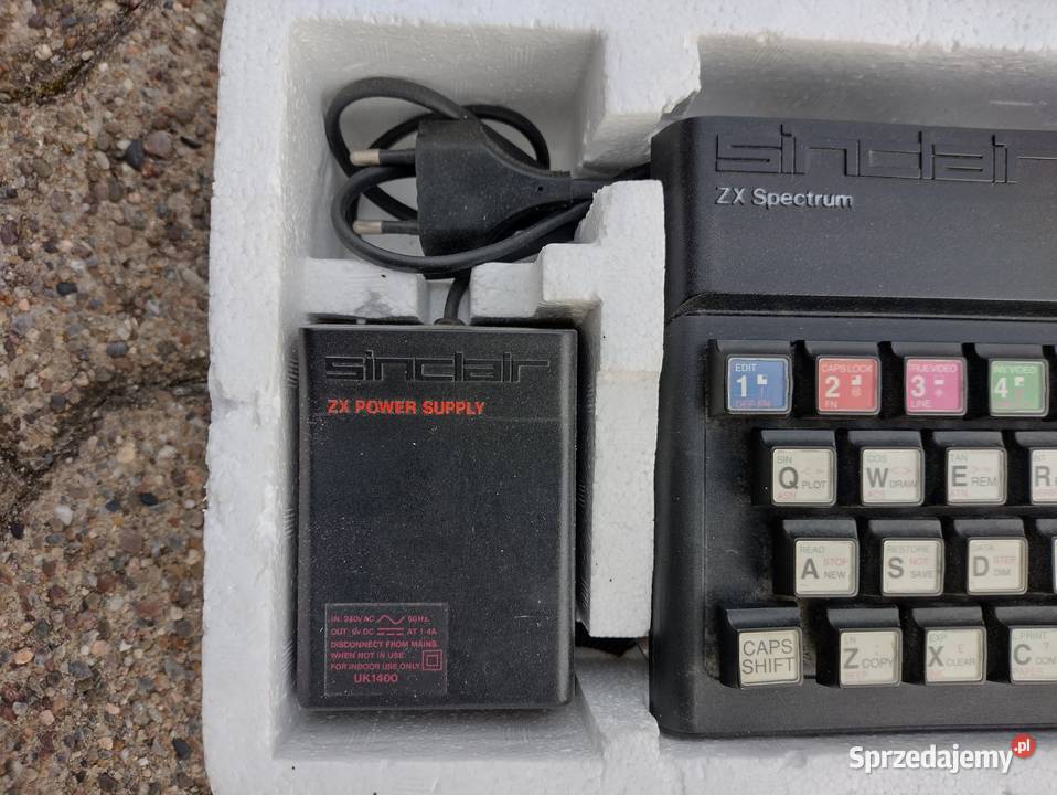 Komputer Spectrum zestaw na zdjęciu Łódź