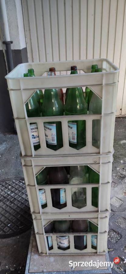 Skrzynki na butelki z PRL