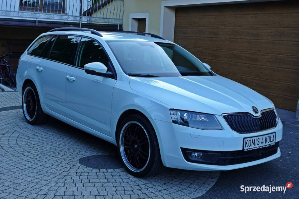 koda Octavia LedKsenon 16 TDI DSG Serwis Płońsk