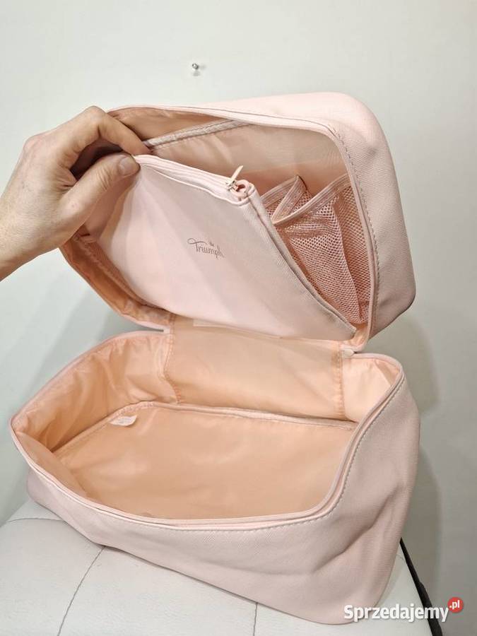 Elegancka różowa kosmetyczka Triumph Kraków