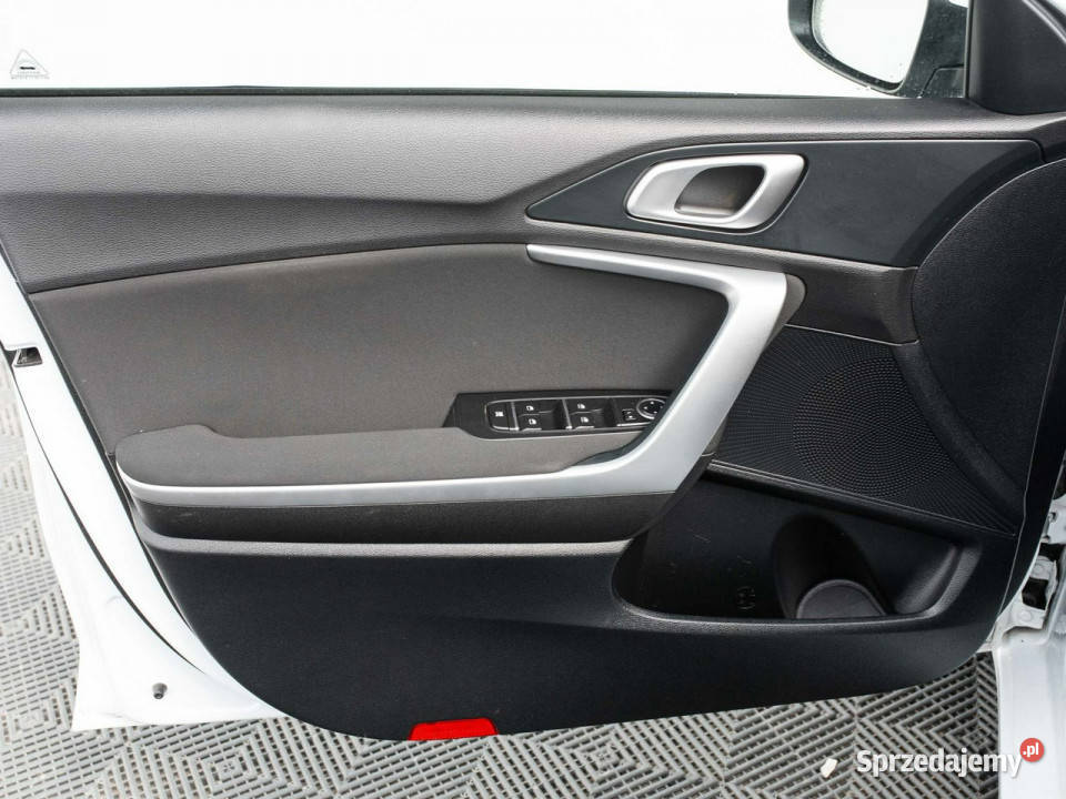 Kia Ceed CT706AC10 TGDI S Czcof Bluetooth 998cm3 Pępowo