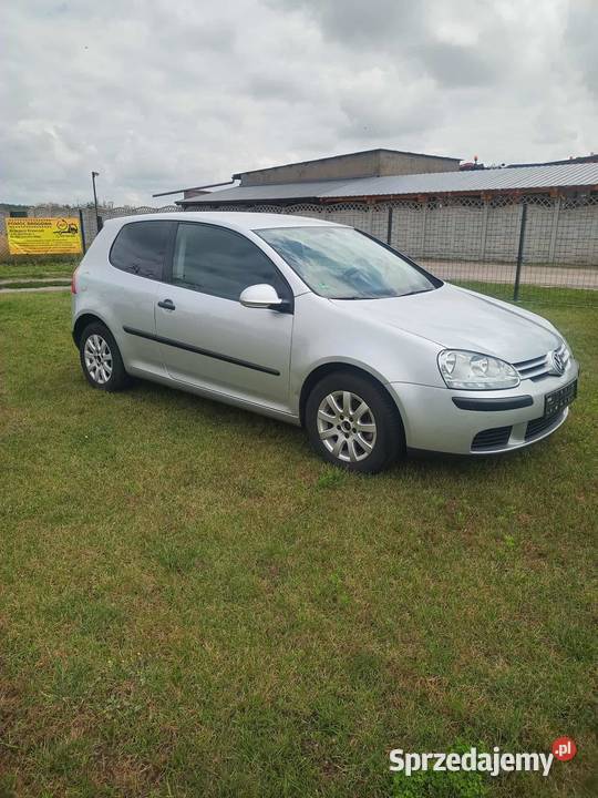 Volkswagen Golf 5 2004r