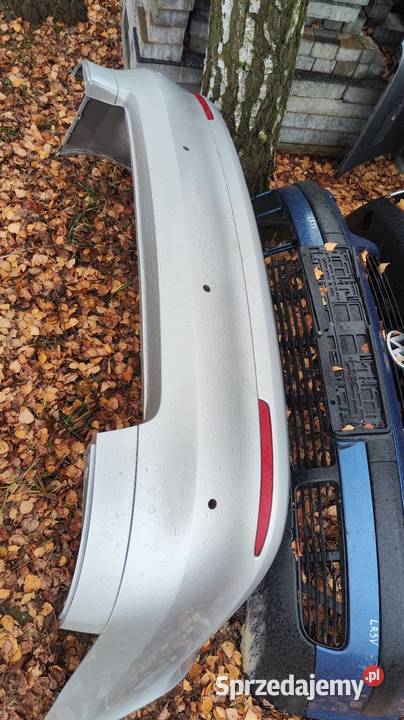 Zderzak tył skoda Octavia lll 2011 r srebrny Zwoleń